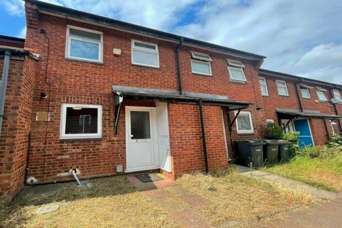 2 Bedroom Property To Rent In Inkerman Street, Luton, LU1