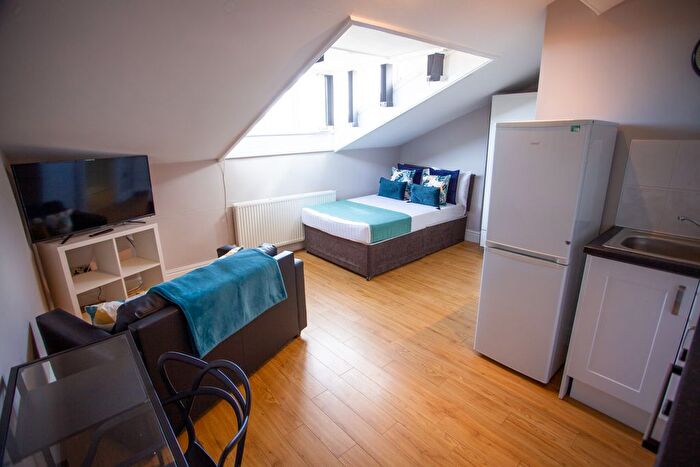 1 Bedroom Flat To Rent In Upper Parliament Street, L8