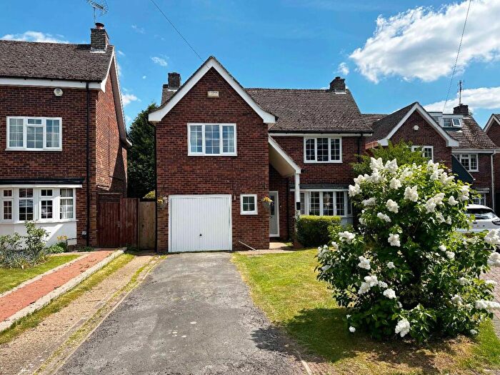 3 Bedroom Detached House For Sale In High Croft, Claverdon, Warwick, CV35
