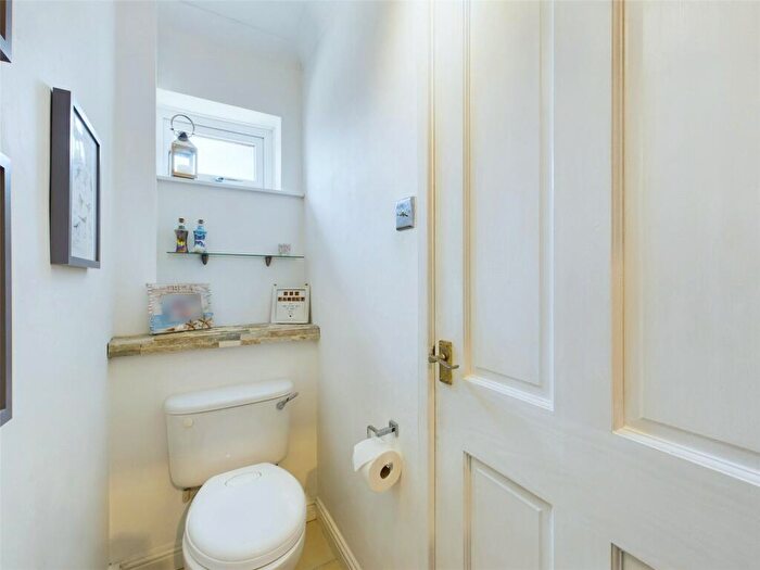 5 Bedroom Detached House For Sale In Laurold Avenue, Hatfield Woodhouse, Doncaster, South Yorkshire, DN7