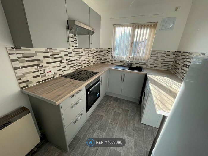 1 Bedroom Flat To Rent In Newbigg, Westwoodside, Doncaster, DN9