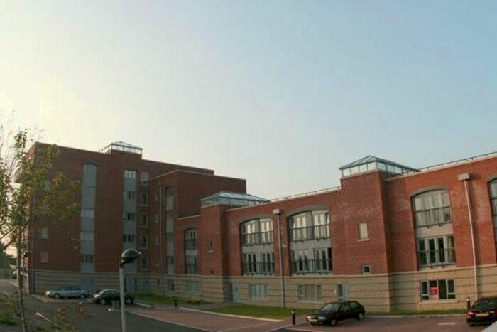 2 Bedroom Flat To Rent In Station Road, Warrington, WA4