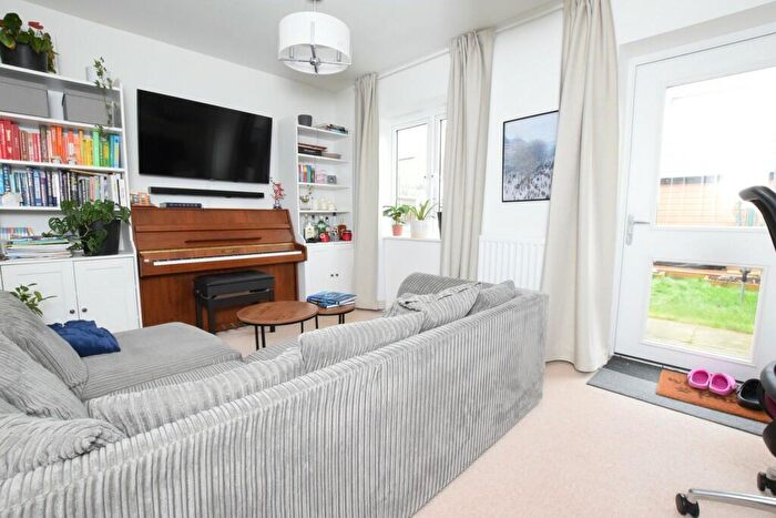 2 Bedroom Semi-Detached House For Sale In Walston Way, Brampton, PE28