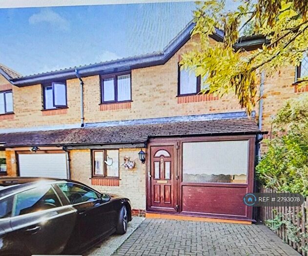 4 Bedroom Terraced House To Rent In Celadon Close, Enfield, EN3