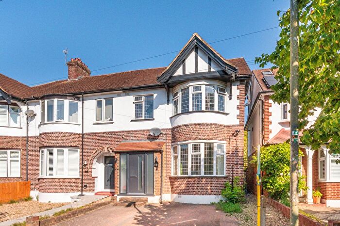 4 Bedroom End Terrace House For Sale In Marina Avenue, Motspur Park, New Malden, KT3