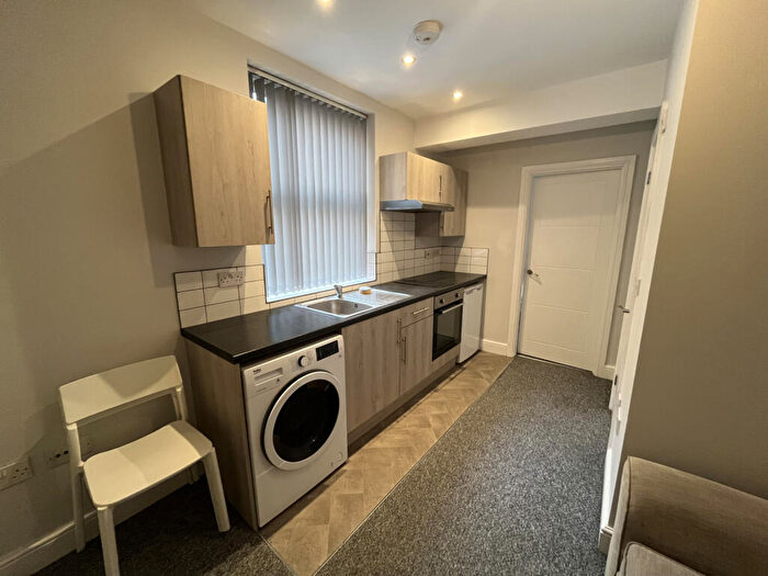 1 Bedroom Flat To Rent In Westminster Road, Earlsdon, Coventry, CV1