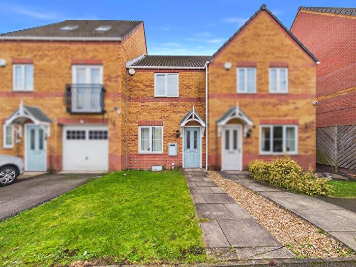 2 Bedroom Terraced House For Sale In Bellcross Way, Barnsley, S71