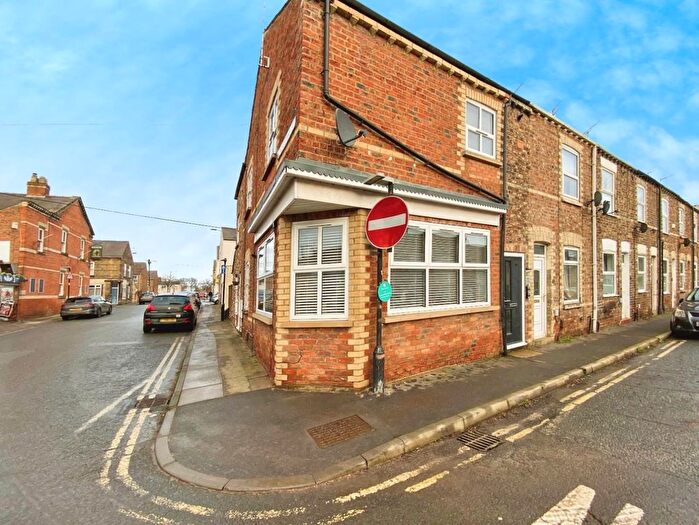 1 Bedroom Flat To Rent In Garfield Terrace, York, YO26