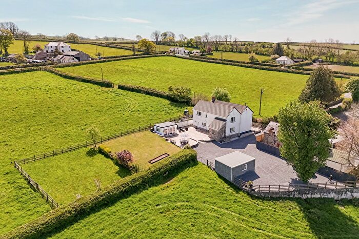 5 Bedroom Detached House For Sale In Pontantwn, Kidwelly, Carmarthenshire, SA17