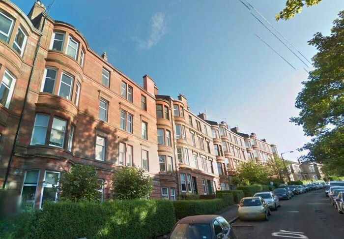 3 Bedroom Flat To Rent In No Hmo Bed Un-furnished On Fergus Drive, G20