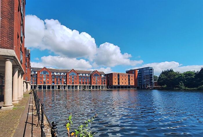 2 Bedroom Flat To Rent In Jellicoe Court, Atlantic Wharf, Cardiff, CF10