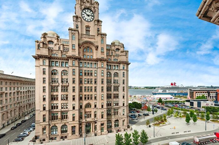 1 Bedroom Apartment For Sale In Water Street, Liverpool, Merseyside, L3