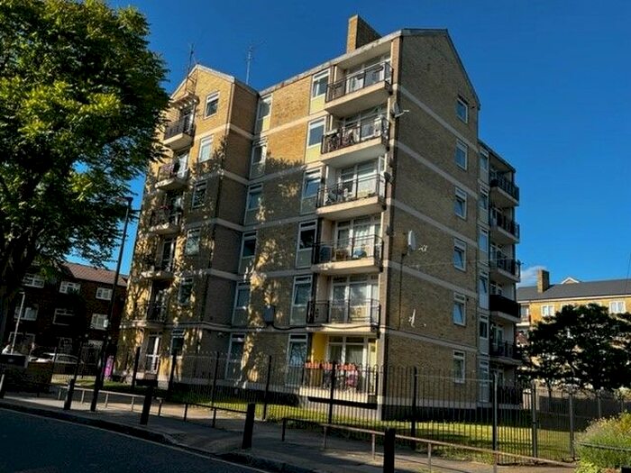 Studio To Rent In Briggs House, Chambord Street, Shoreditch, E2