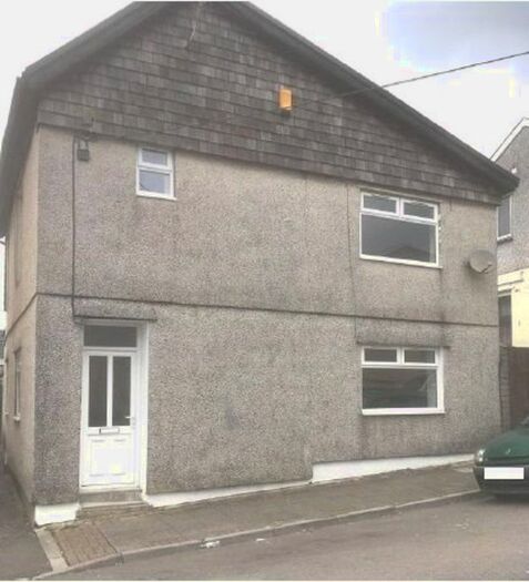 3 Bedroom Property To Rent In Crichton Street, Treherbert, Treorchy, CF42