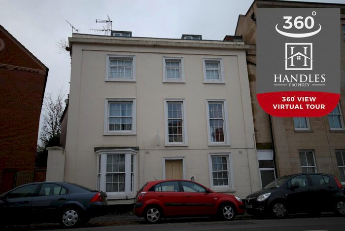 5 Bedroom Flat To Rent In 6 Radford Road, Leamington Spa, Warwickshire CV31