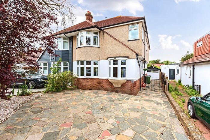 5 Bedroom Semi-Detached House For Sale In Bexley Lane, Sidcup, DA14