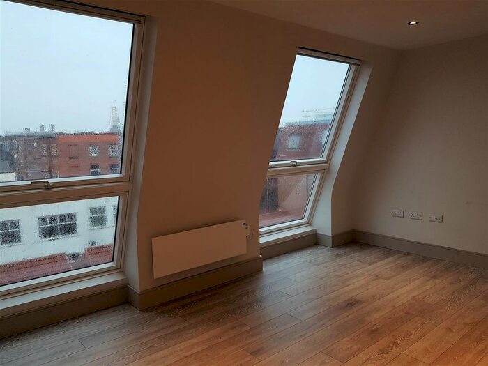 1 Bedroom Flat To Rent In Scotland Road, Warrington, WA1