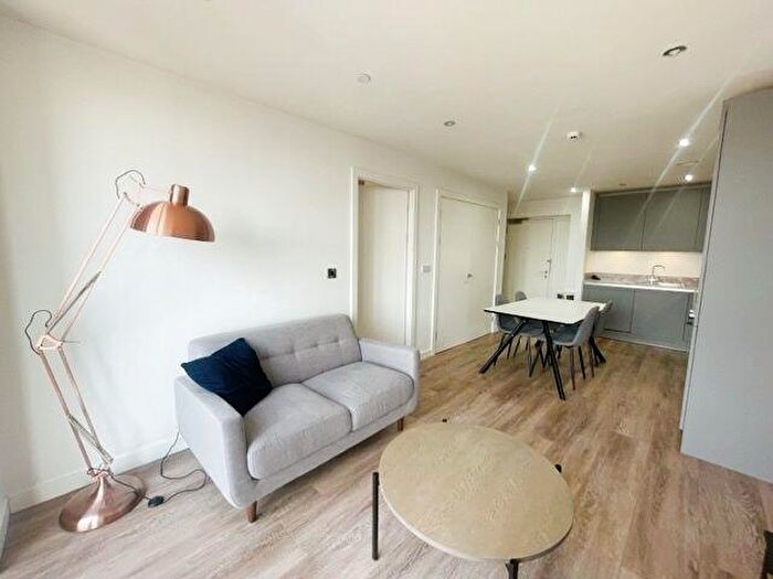 1 Bedroom Apartment To Rent In Oxygen Tower, Store Street, Manchester, M1