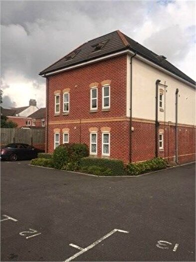 1 Bedroom Flat To Rent In Ringwood Road, Poole, BH14