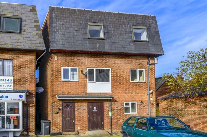 2 Bedroom Maisonette To Rent In George Street, Hailsham, BN27