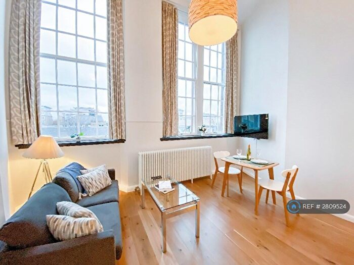 1 Bedroom Flat To Rent In Mcdonald Road, Edinburgh, EH7