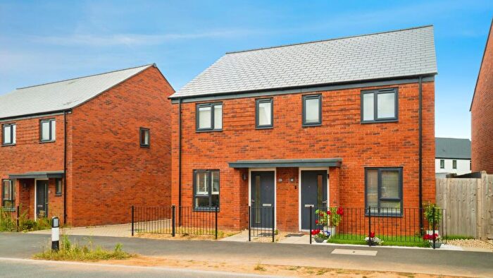 2 Bedroom Semi Detached House For Sale In Stone Barton Road, Exeter, EX1