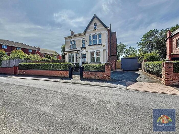 6 Bedroom Detached House To Rent In Stanley Avenue, Birkdale, Southport, PR8