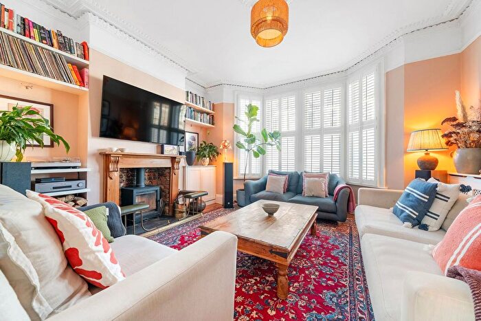 5 Bedroom Property For Sale In Leander Road, SW2