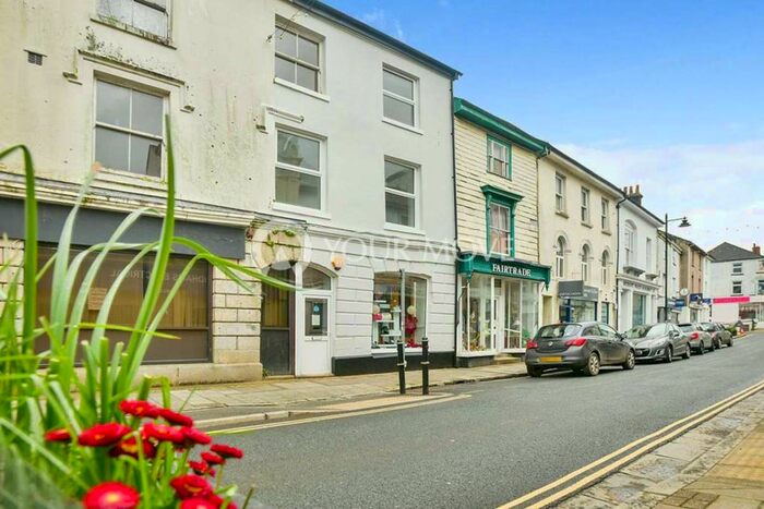 2 Bedroom Maisonette To Rent In Pengelly Court, Well Street, Callington, Cornwall, PL17