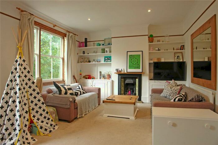 3 Bedroom Maisonette To Rent In Upland Road, East Dulwich, London, SE22