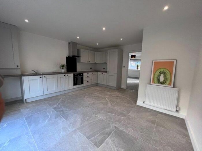 3 Bedroom Semi-Detached House To Rent In Vale Street, Bacup, OL13