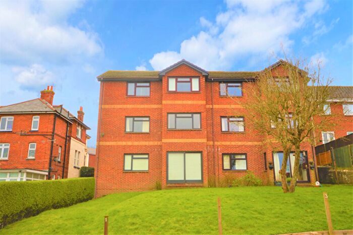 2 Bedroom Apartment To Rent In Wilton Park Road, Shanklin, PO37