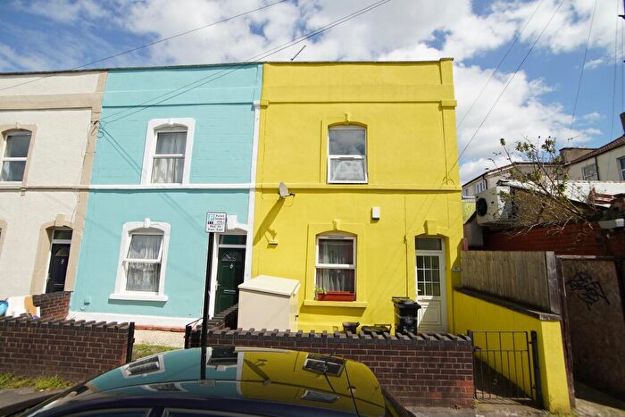 3 Bedroom House To Rent In Webb Street, Easton, Bristol, BS5