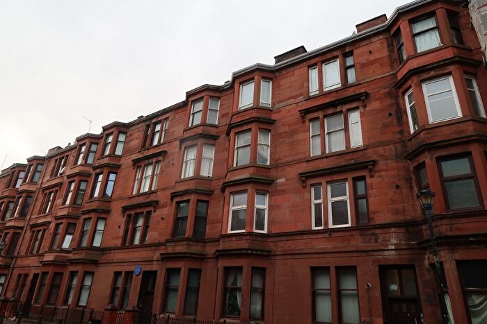 2 Bedroom Flat To Rent In Hutton Drive, Govan, Glasgow, G51