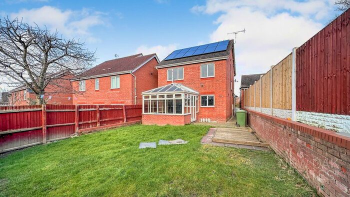 3 Bedroom Detached House To Rent In Swithland Close, Hasland, S41