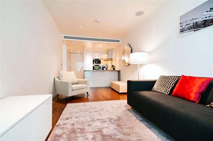 1 Bedroom Apartment To Rent In Moor Lane, London, EC2Y