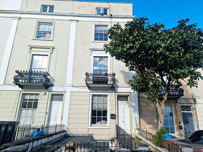 8 Bedroom House To Rent In Saint Paul's Road, Bristol, BS8