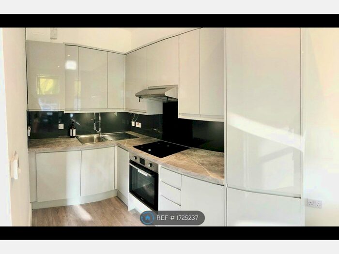 1 Bedroom Flat To Rent In Dalling Road, London, W6