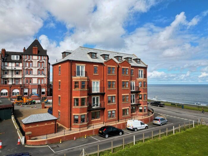 2 Bedroom Flat For Sale In Berkely Mansions, Whitby, YO21