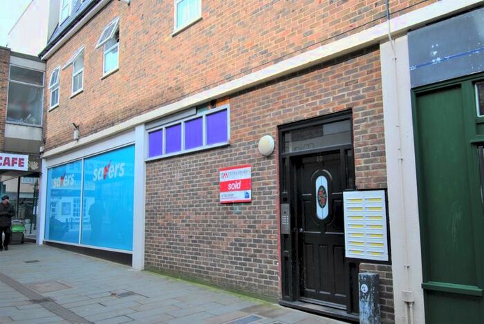 1 Bedroom Flat To Rent In Angel Pavement, Royston, SG8