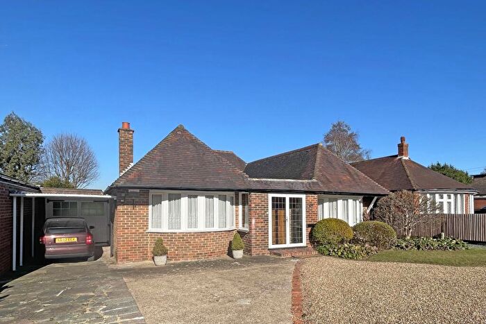 4 Bedroom Detached Bungalow For Sale In Banstead Road, Banstead, SM7