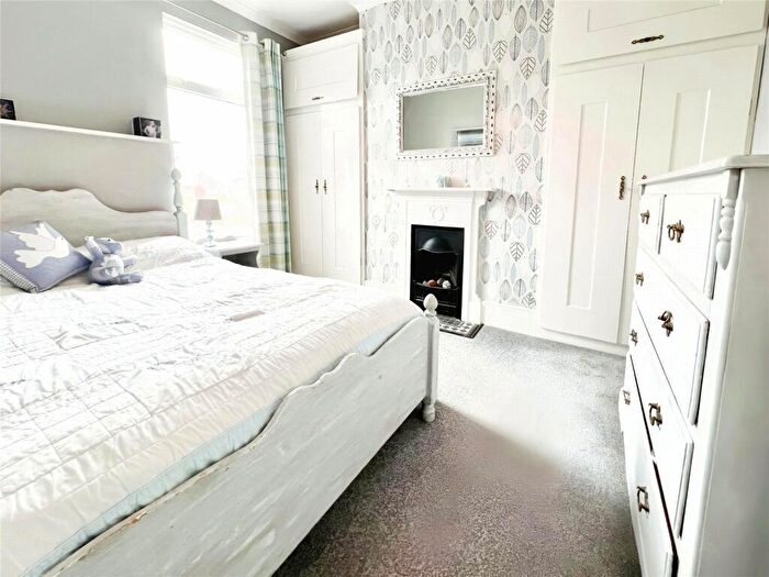 3 Bedroom End Of Terrace House For Sale In Hatfield Road, Ramsgate, Kent, CT11