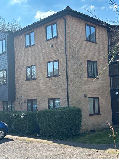 1 Bedroom Flat To Rent In Victoria Road, Slough, SL2