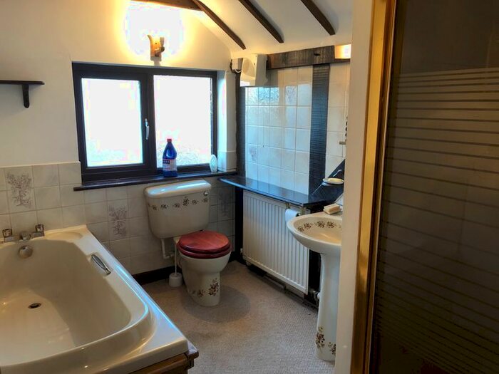 3 Bedroom Semi-Detached House To Rent In Preston Wynne, Hereford HR1