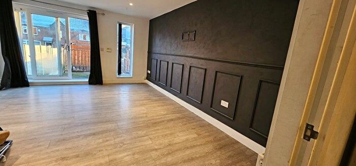 3 Bedroom Semi-Detached House To Rent In Rainsough Brow, Manchester, M25