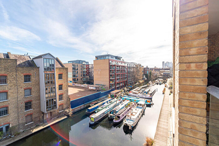 2 Bedroom Apartment For Sale In Hertford Road, De Beauvoir, London, N1