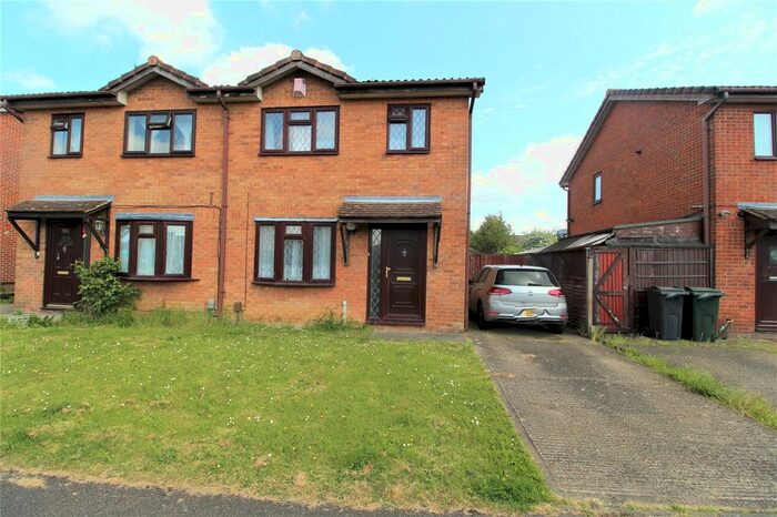 3 Bedroom Semi-Detached House To Rent In Barn Platt, Ashford, Kent, TN23