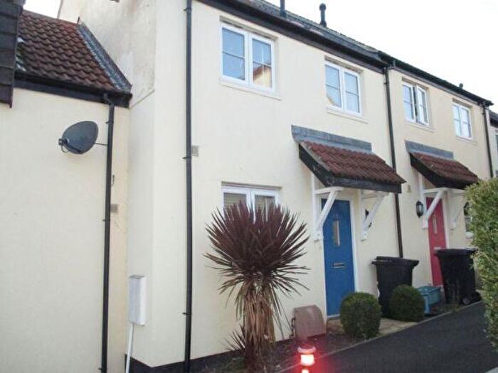 3 Bedroom House To Rent In Yeovil, BA22