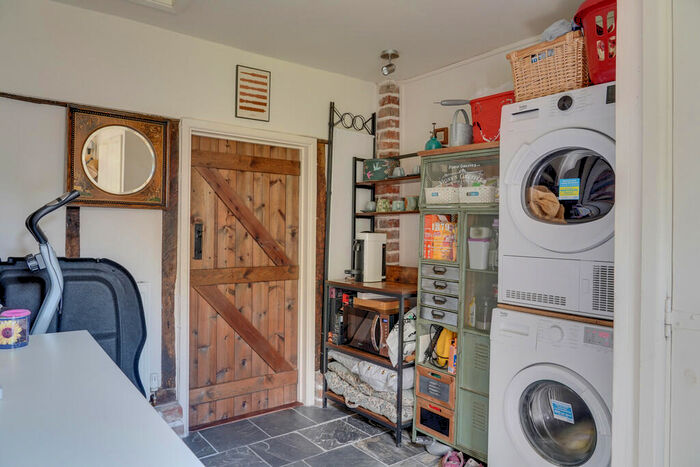 2 Bedroom Cottage For Sale In Clare, Sudbury, Suffolk, CO10