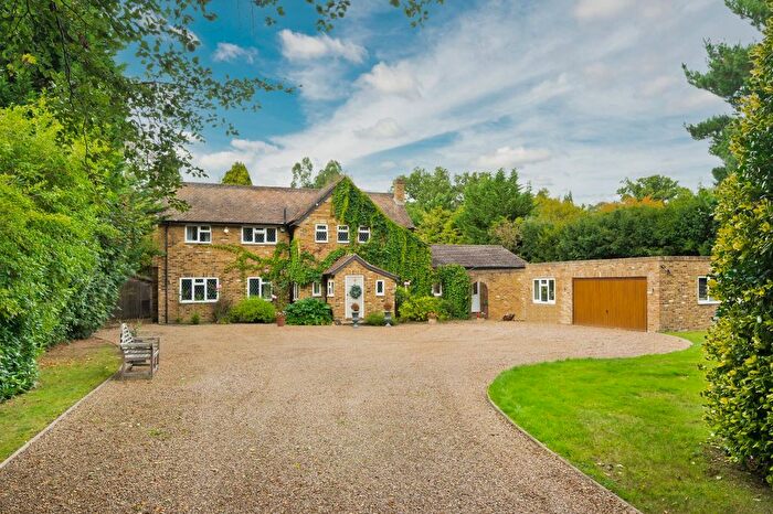 7 Bedroom Detached House To Rent In Meadway, Esher, Surrey, KT10